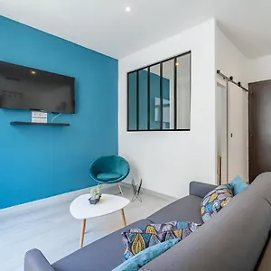 appart-entier-avec-1-chambre-4-personnes-max.fr-provencehotel.com/